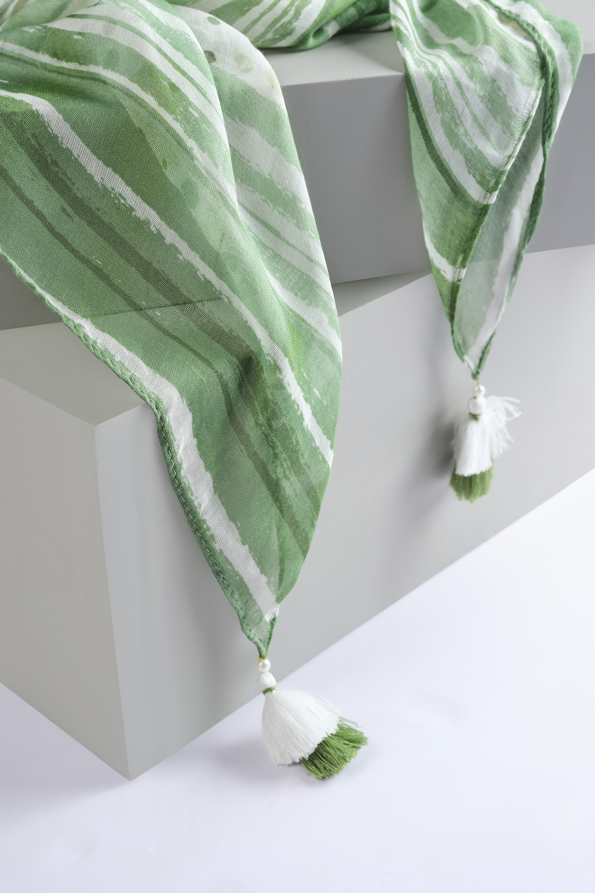 Green Love Scarf, , image 2